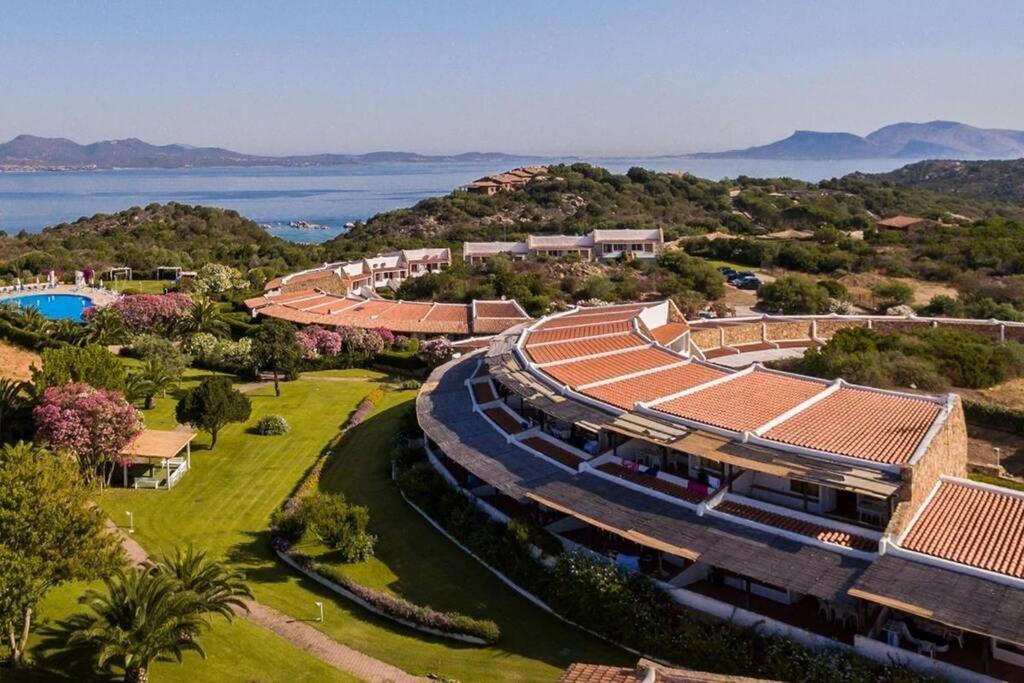 Boho Chic Beach Resort In Sardegna Porto Istana Экстерьер фото